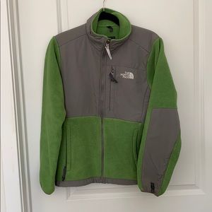 North Face green women’s Denali fleece medium